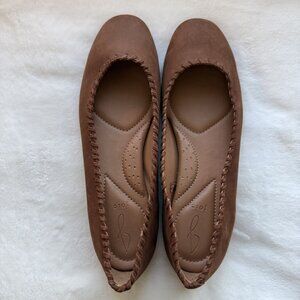 Joie women's brown leather ballet flats with whipstitch trim, Women's size 8